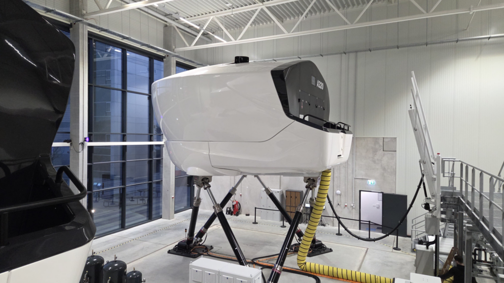 Airbus Level-D / Full-Flight-Simulator